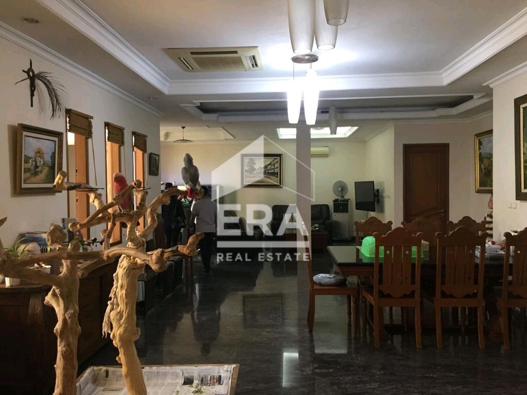 interior 7