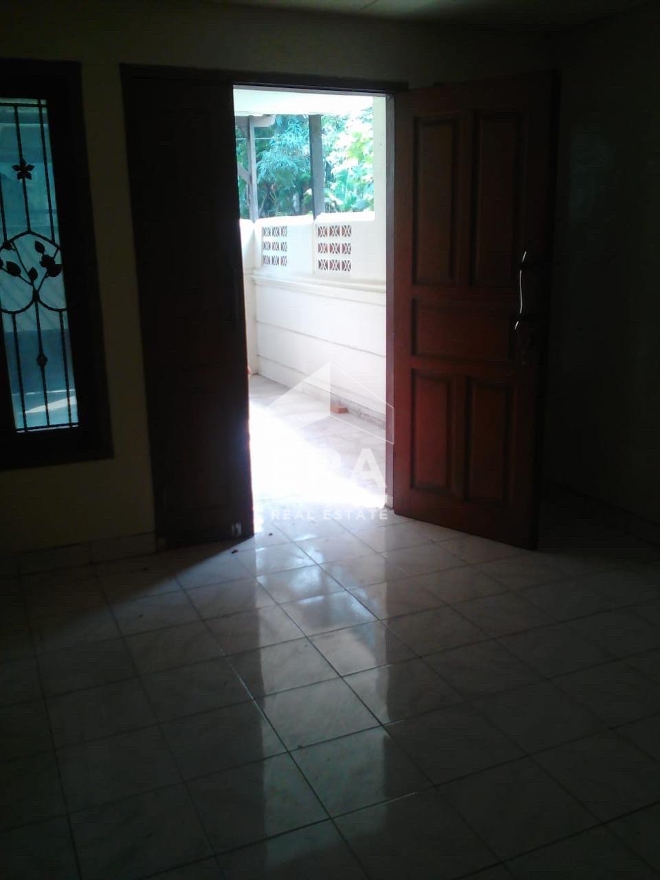 interior 2