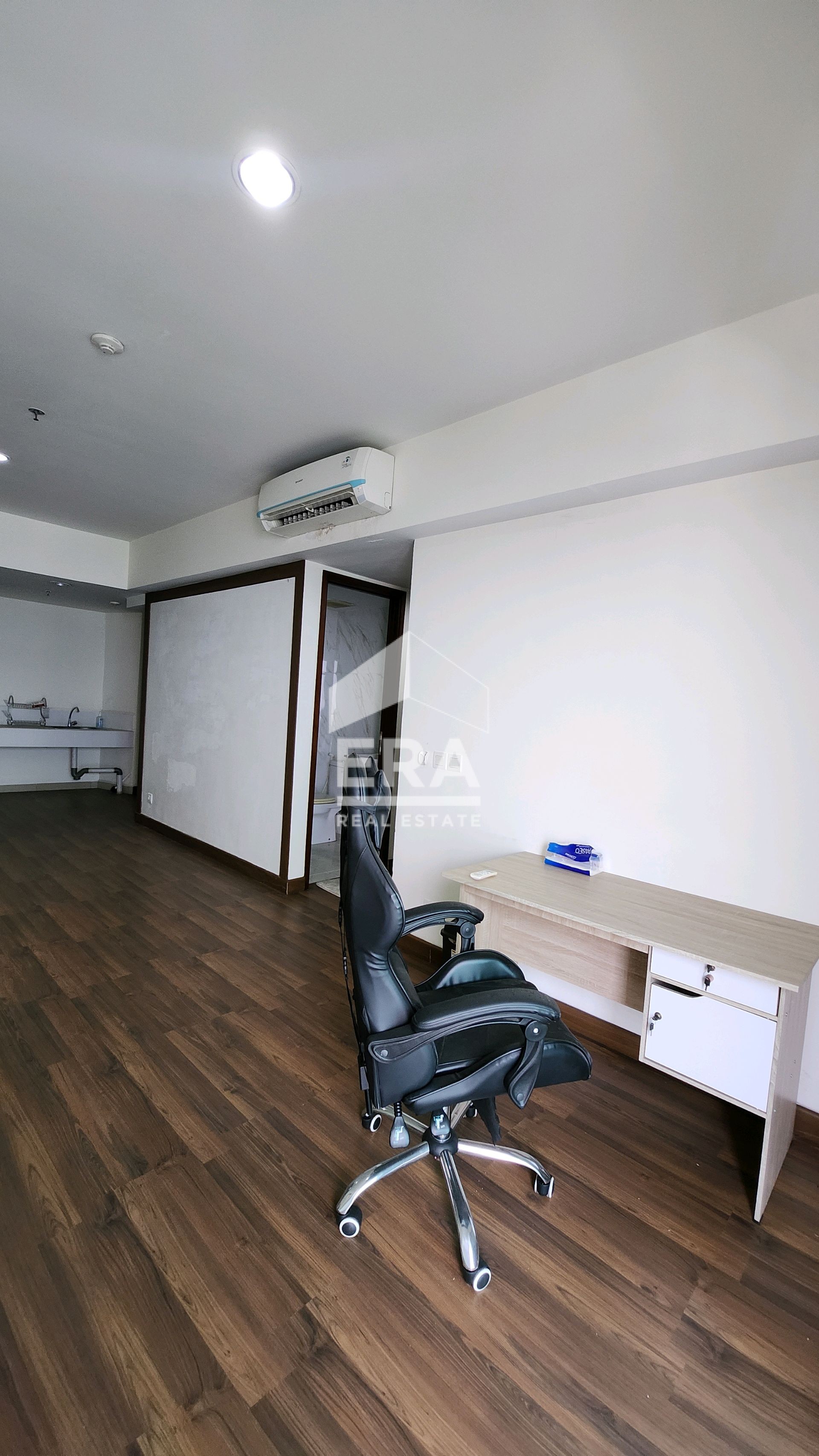 interior 6