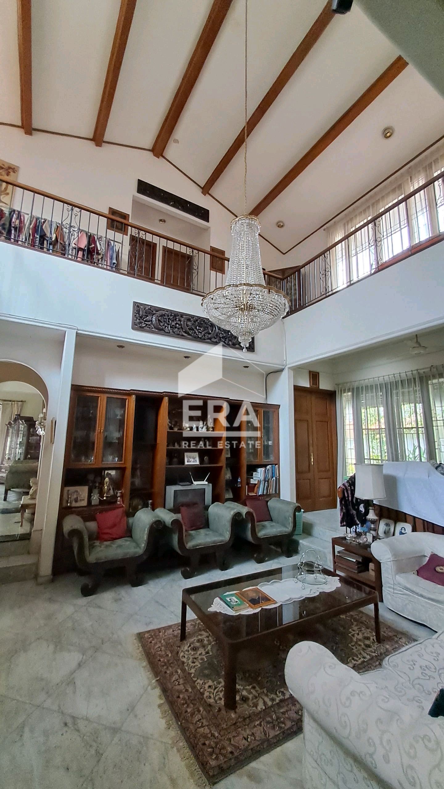 interior 4