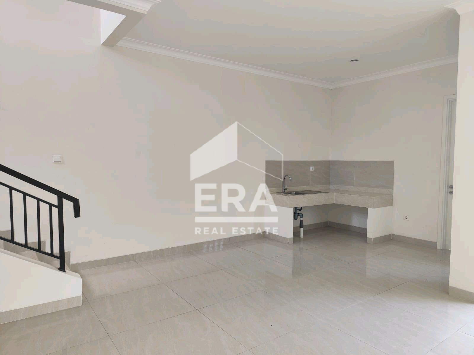 interior 6
