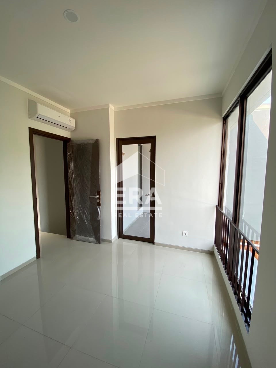 interior 2