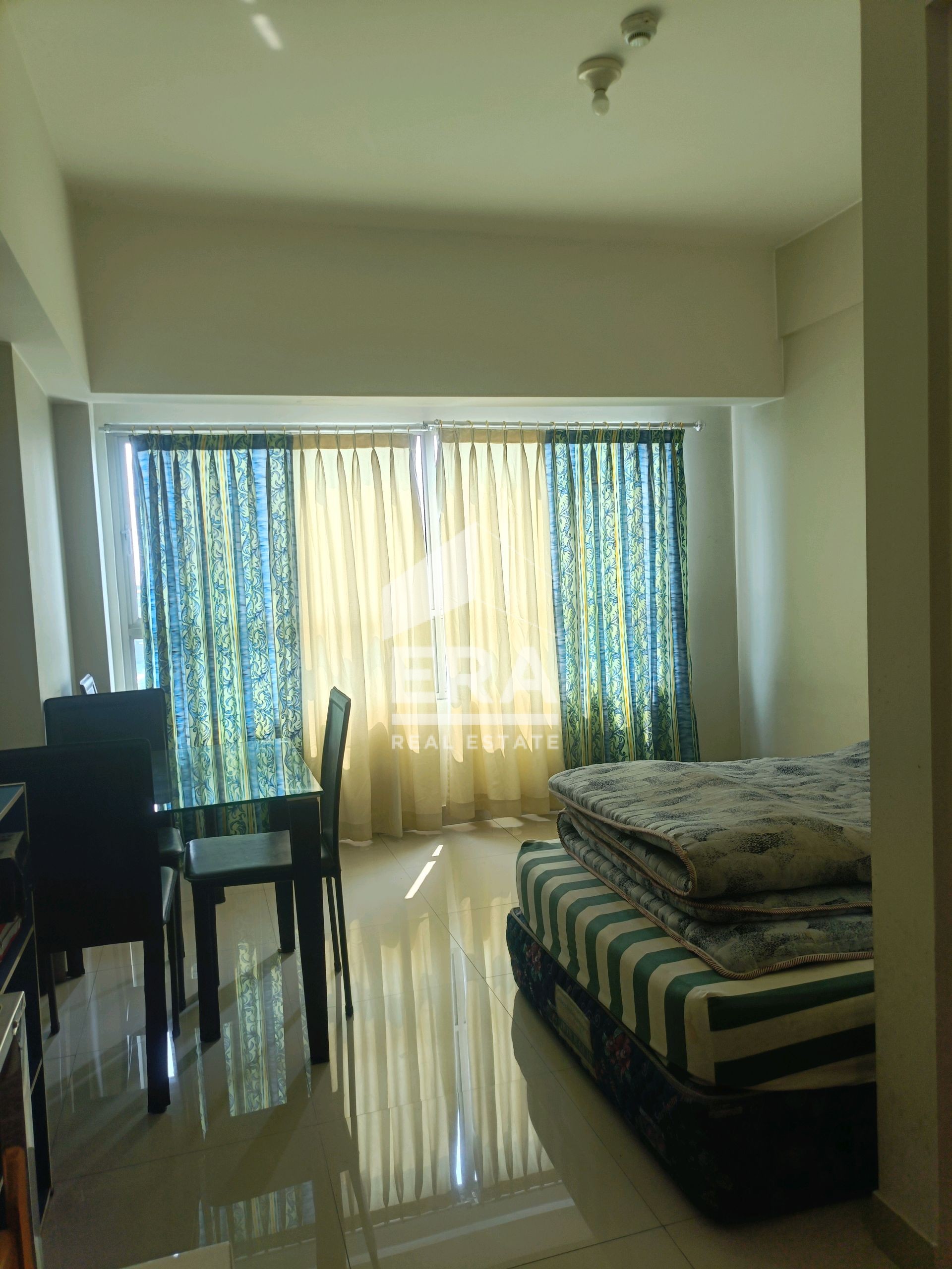 interior 6