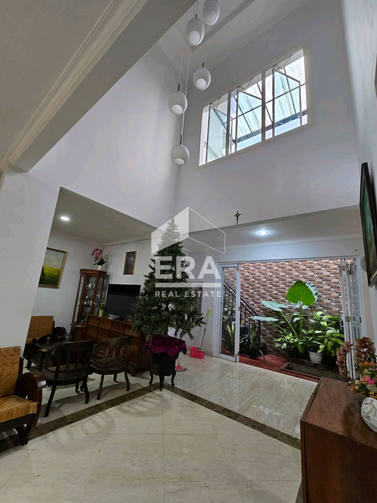 interior 5