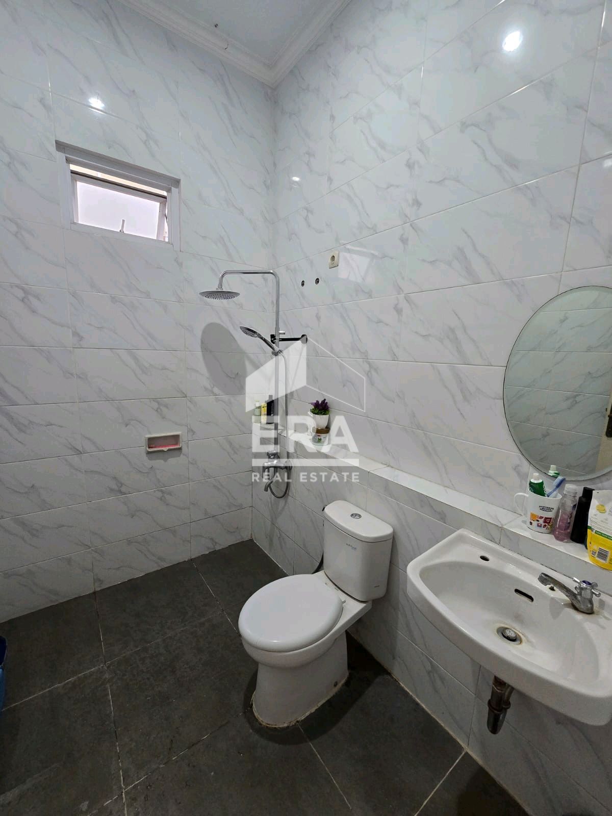 interior 10
