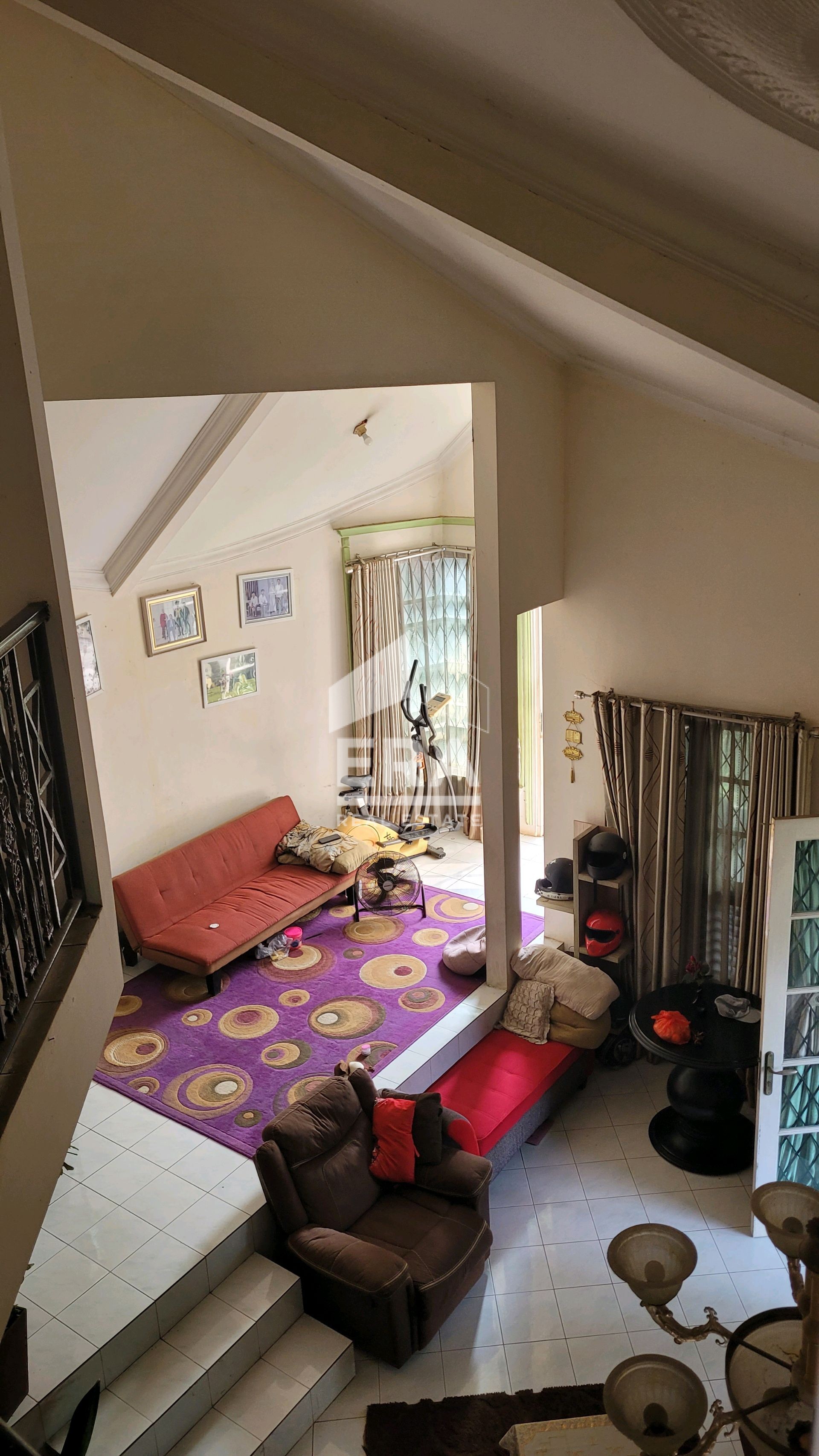 interior 3