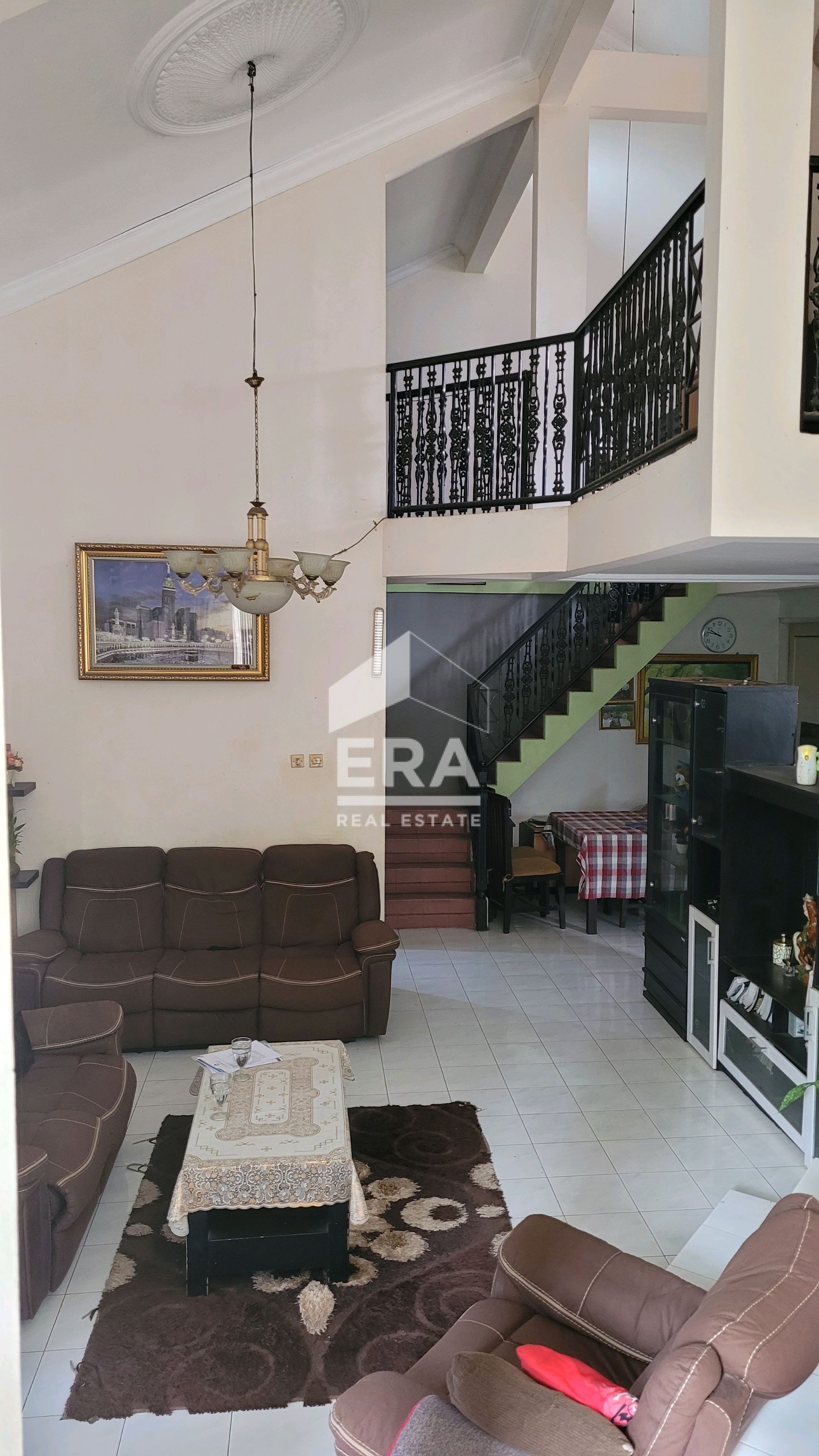 interior 6
