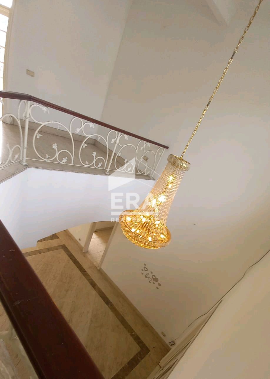 interior 3