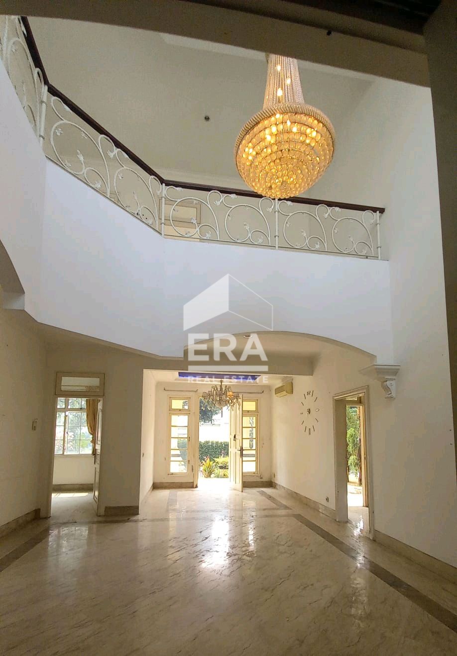 interior 2