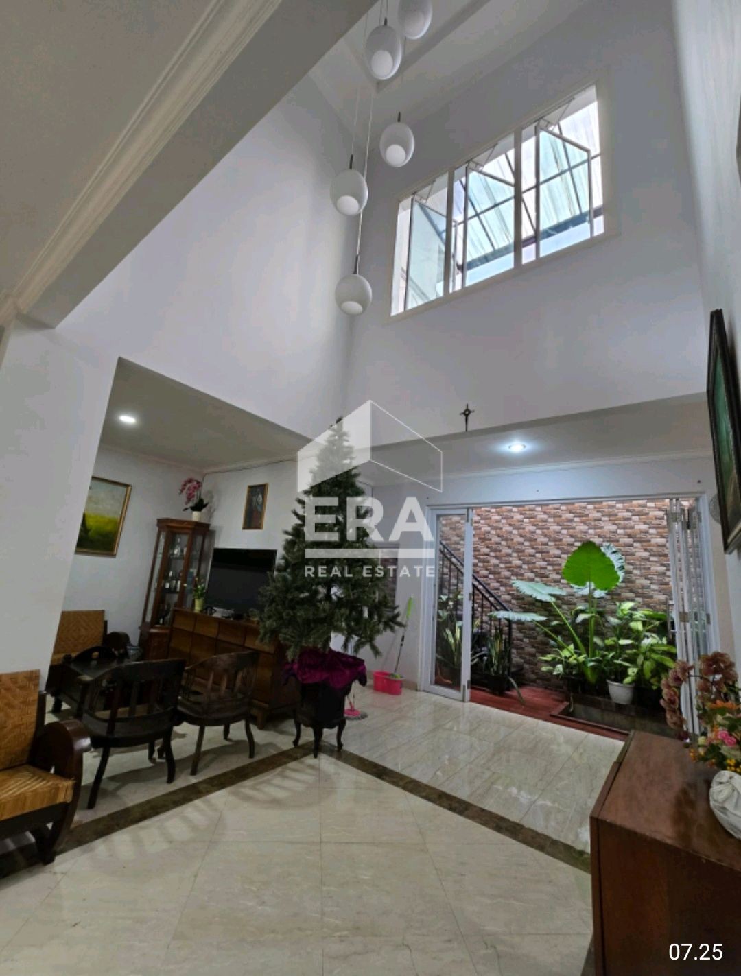 interior 4
