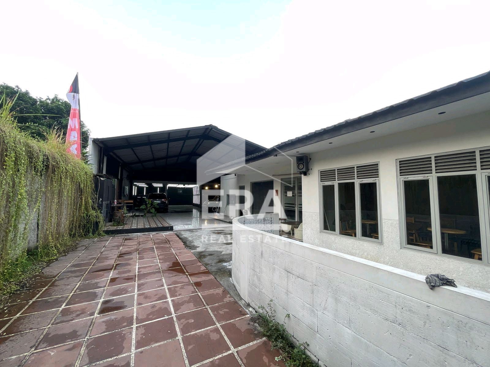 interior 2