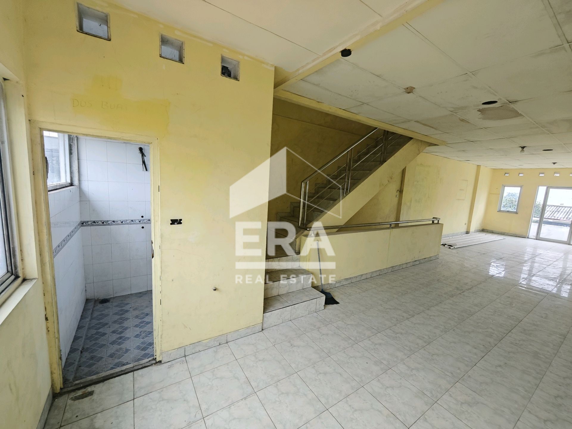 interior 6