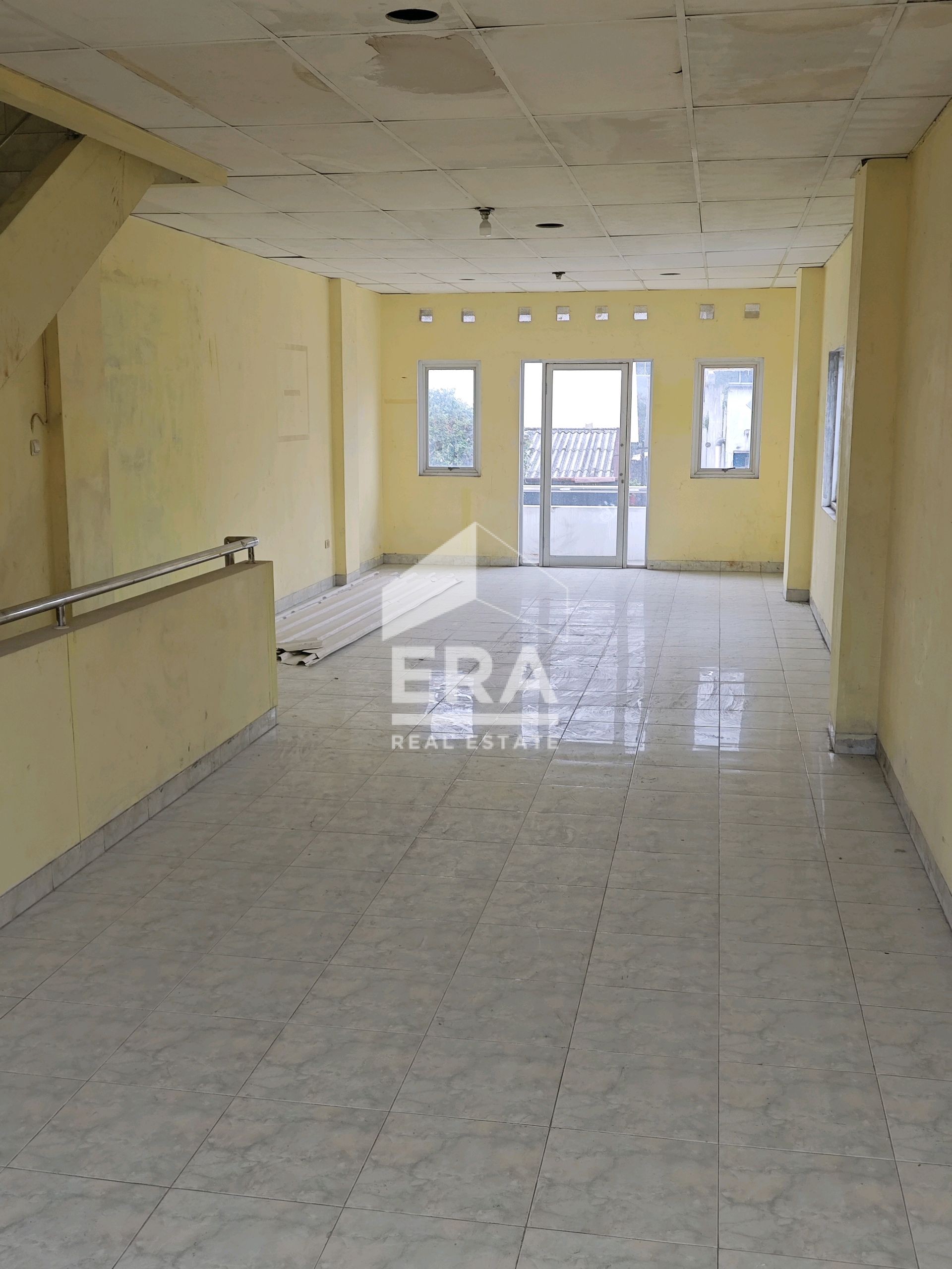 interior 6