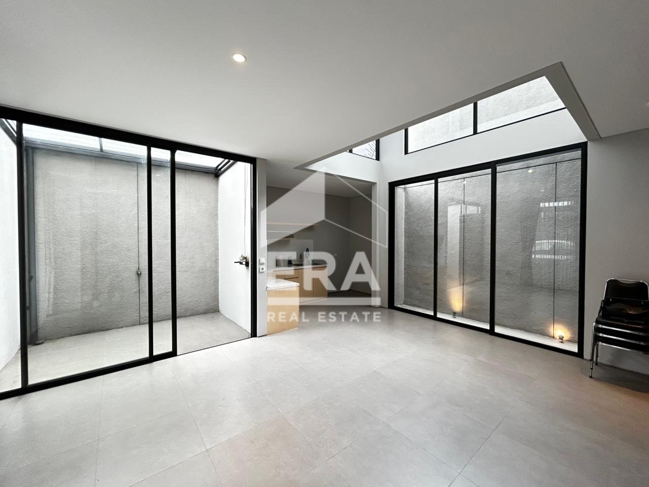 interior 5