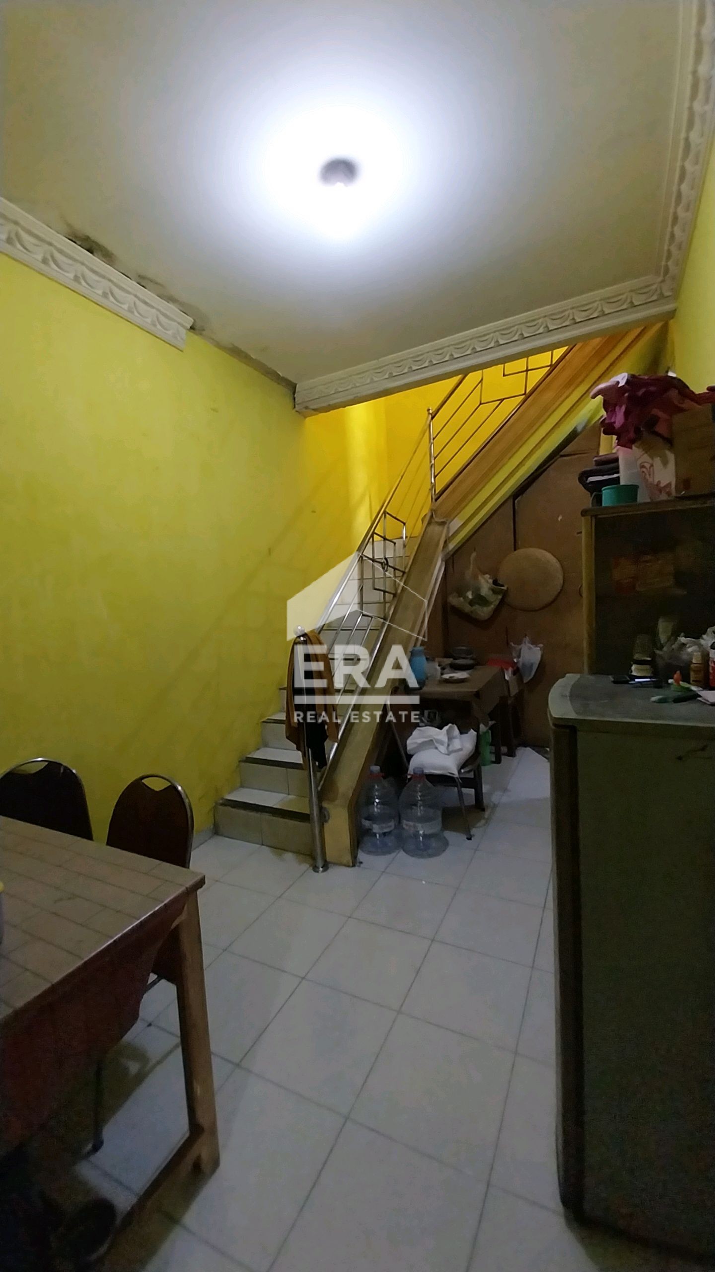 interior 6