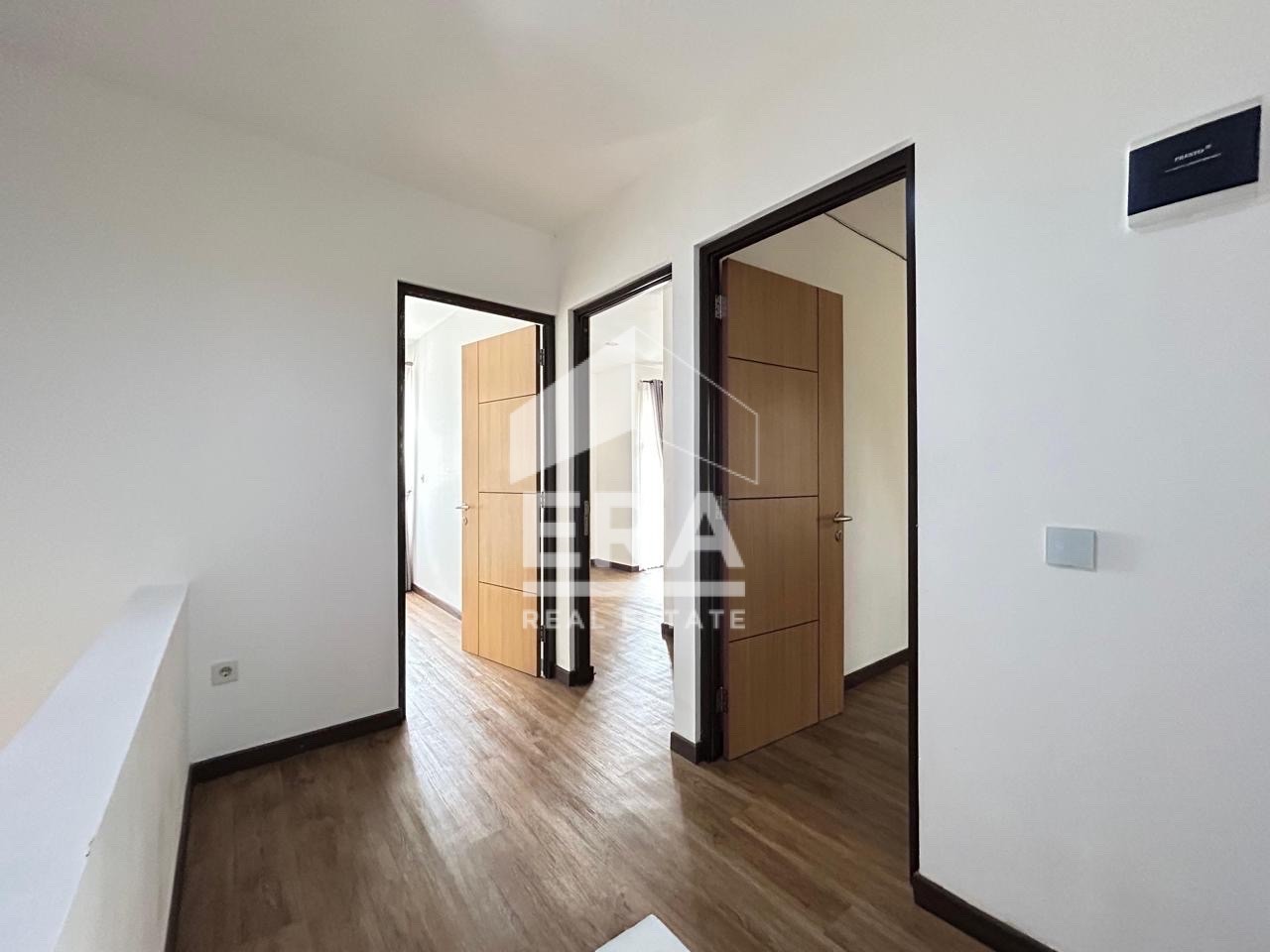 interior 9