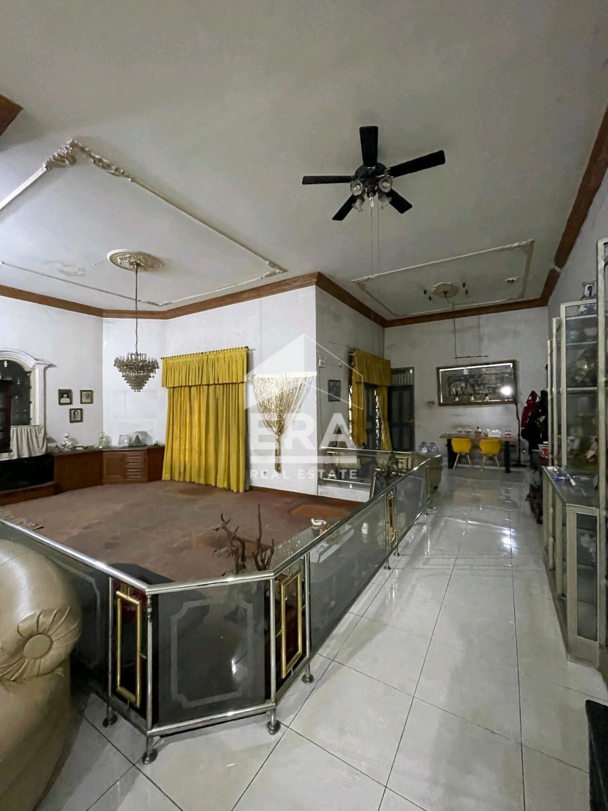 interior 6