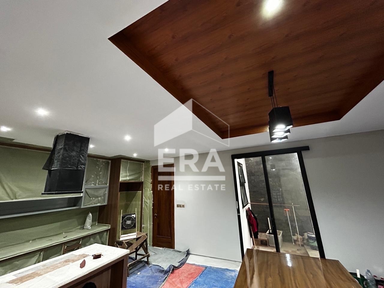 interior 9