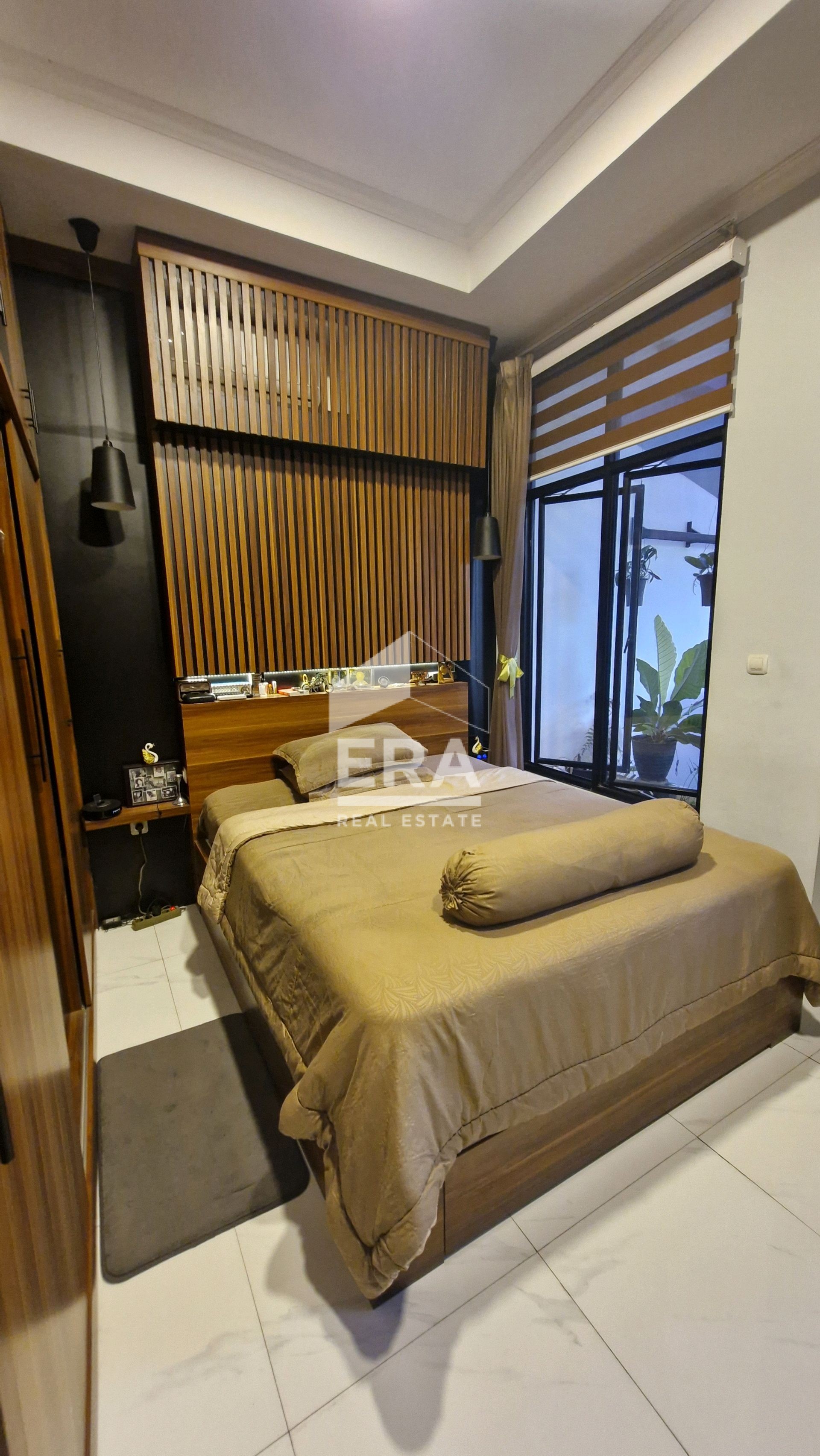interior 3