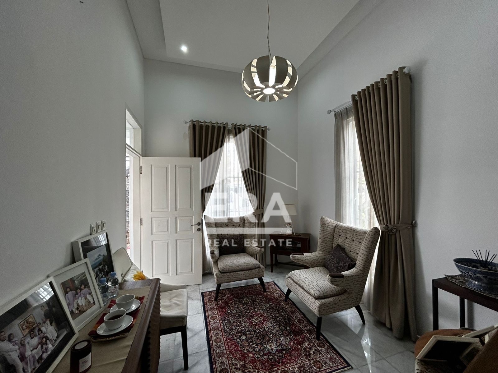 interior 7