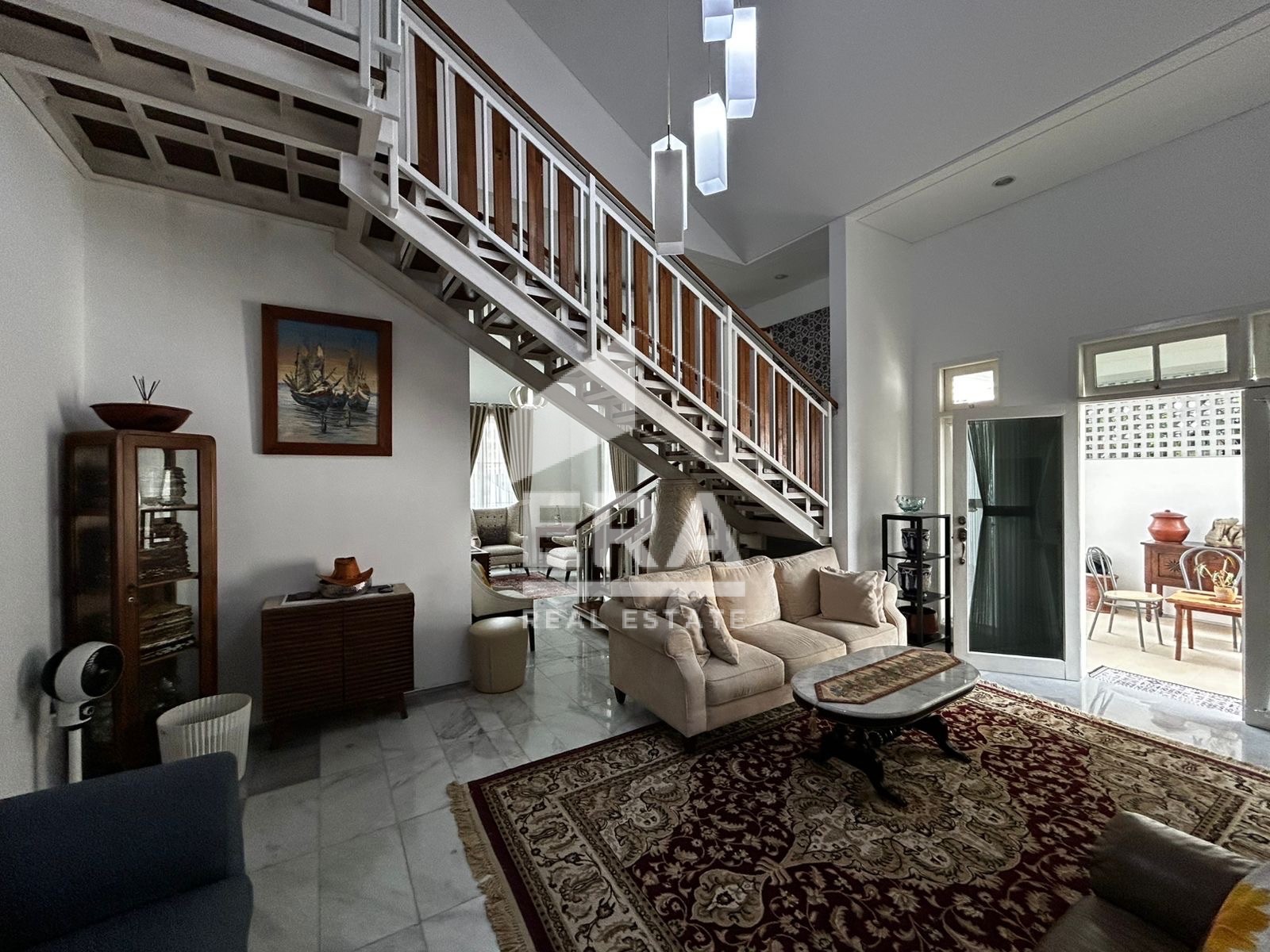 interior 4