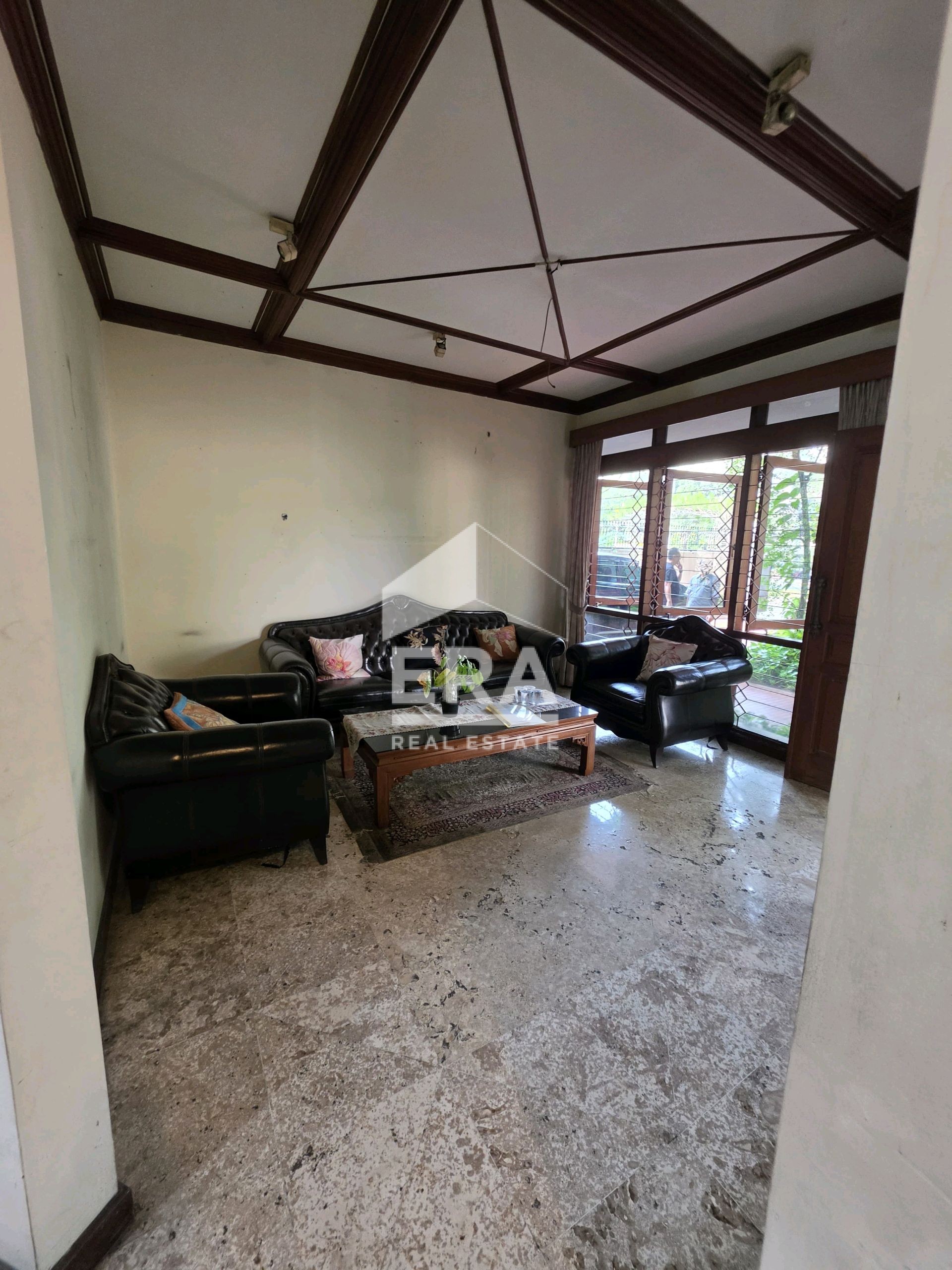 interior 5