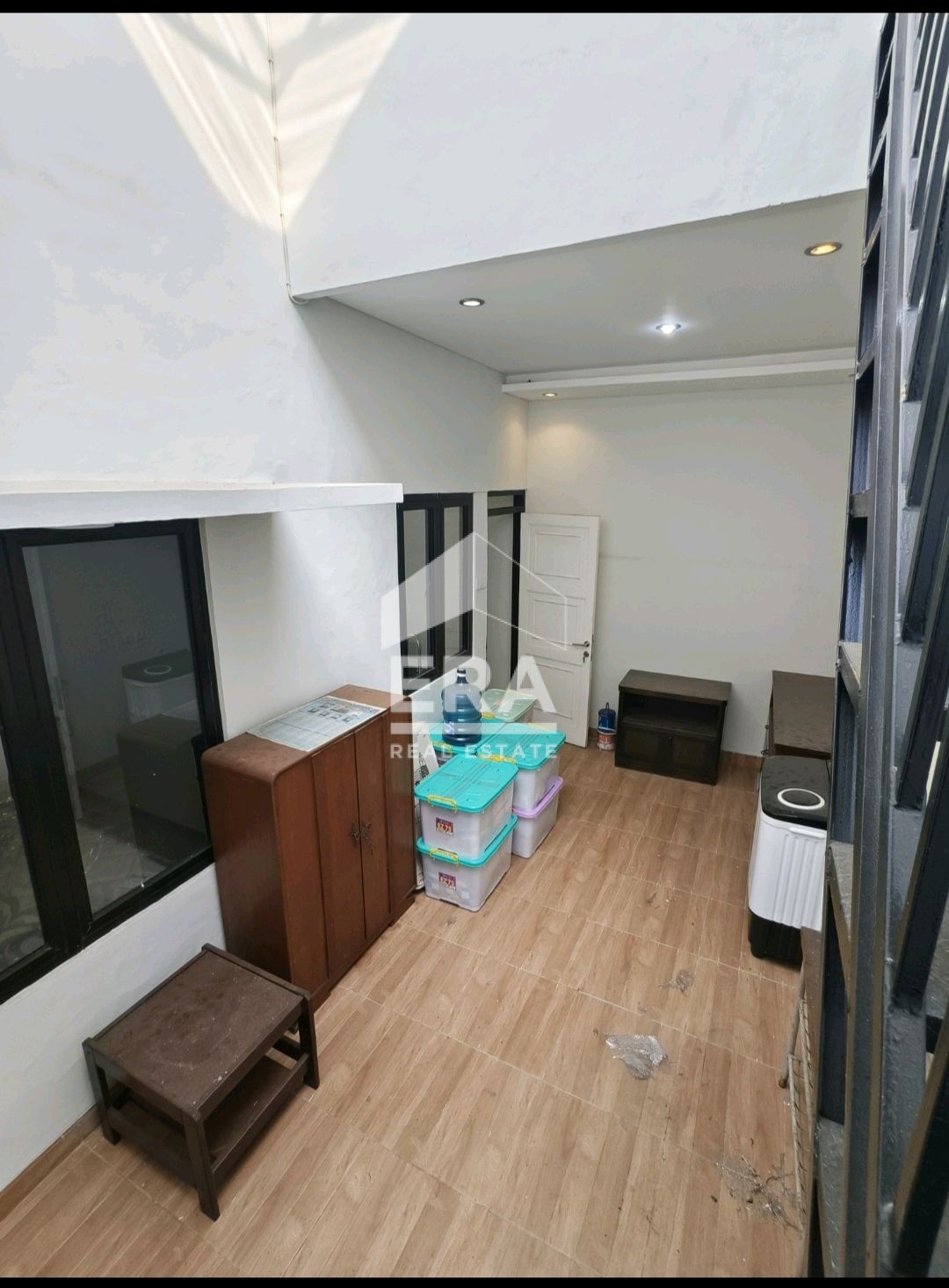 interior 5