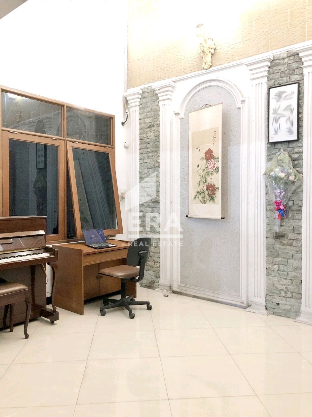 interior 6