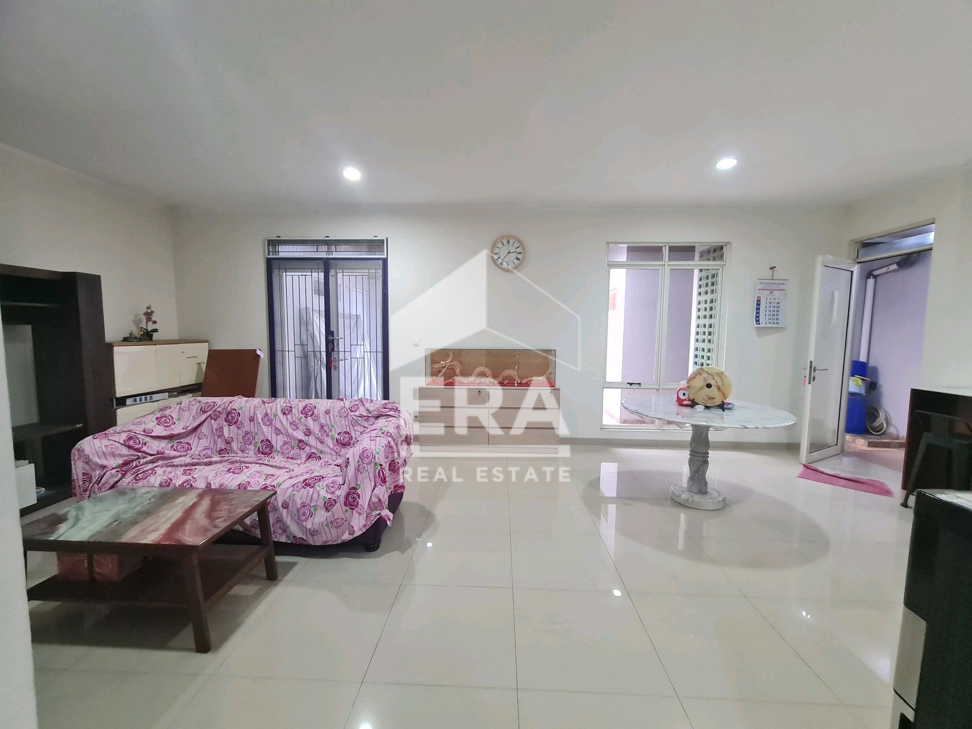 interior 3