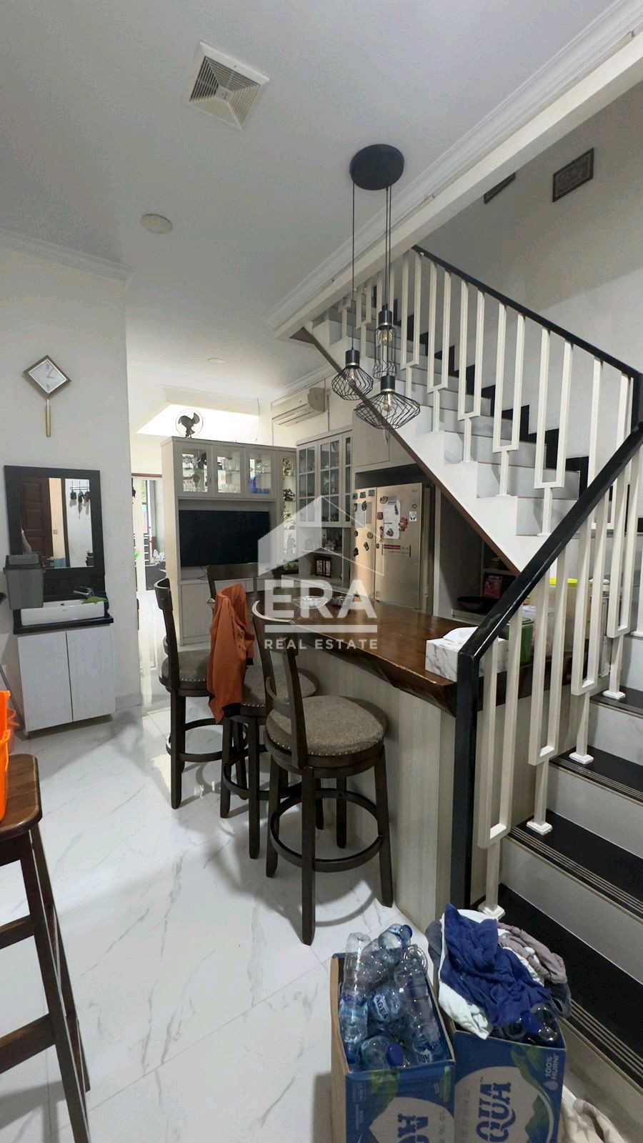 interior 2