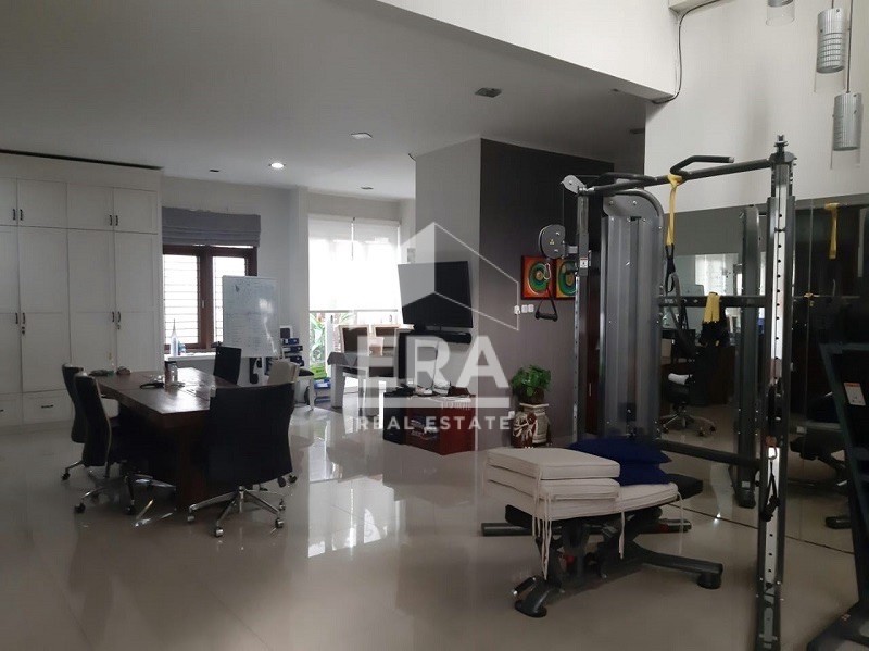 interior 6