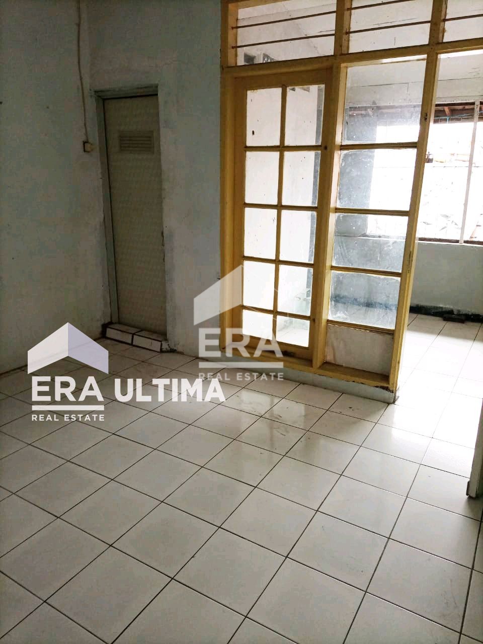 interior 2