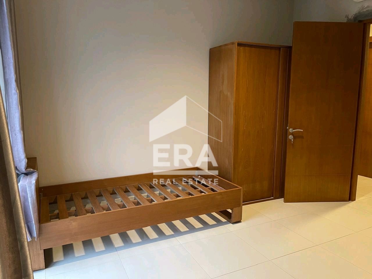 interior 6