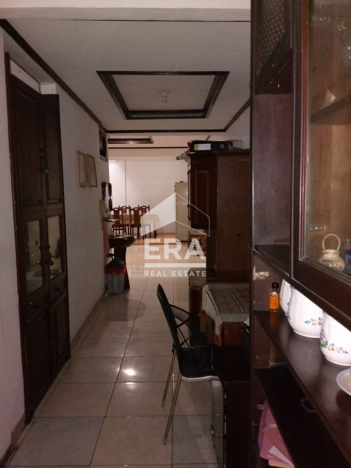 interior 8