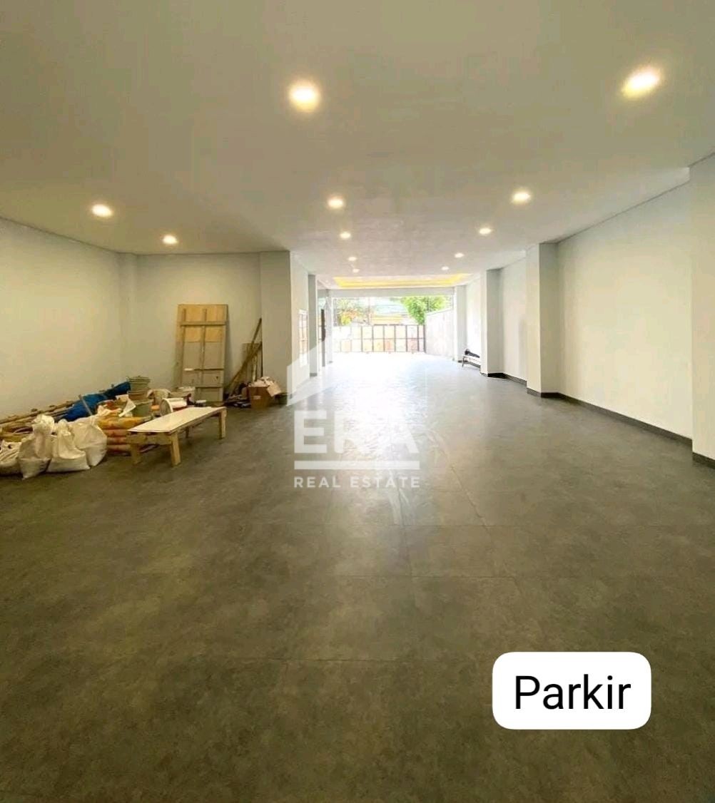 interior 2