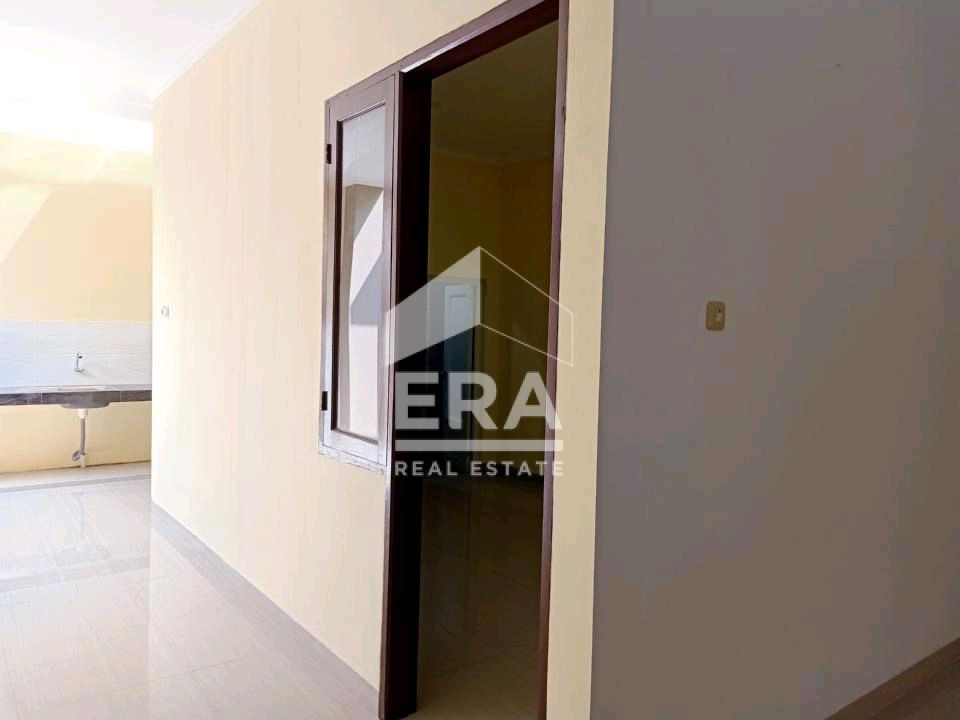 interior 10