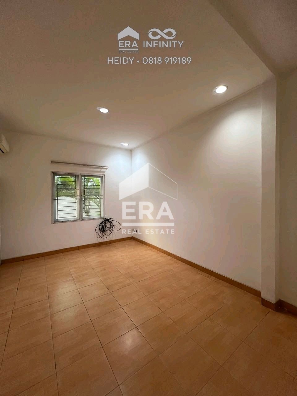 interior 6