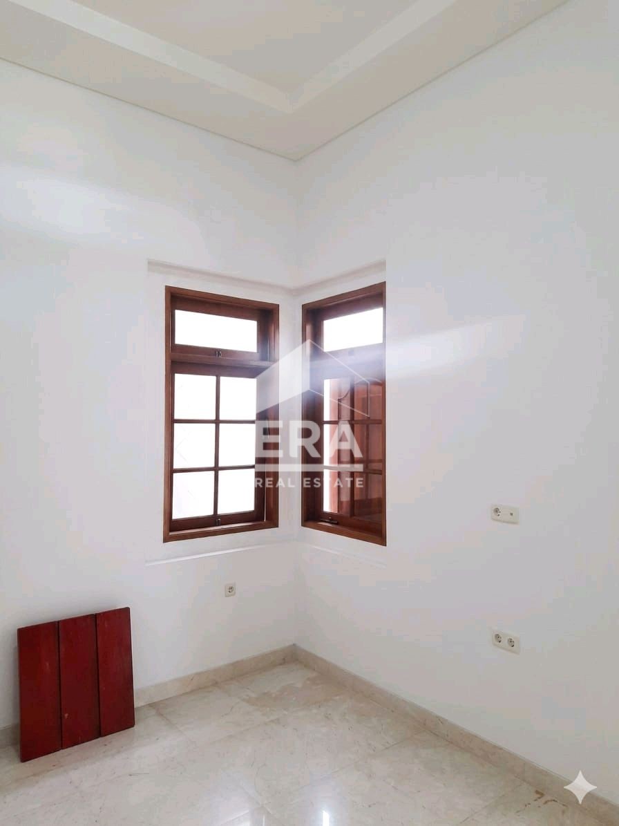 interior 4