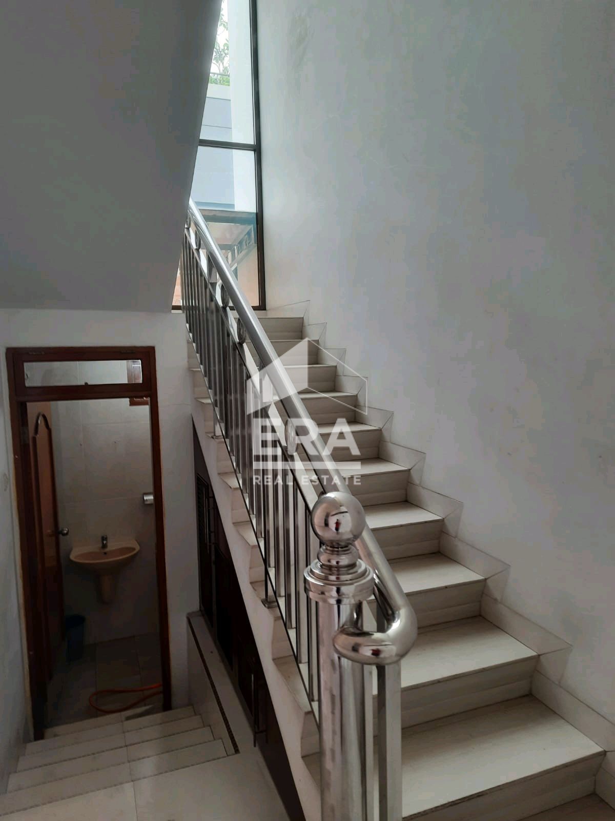 interior 9