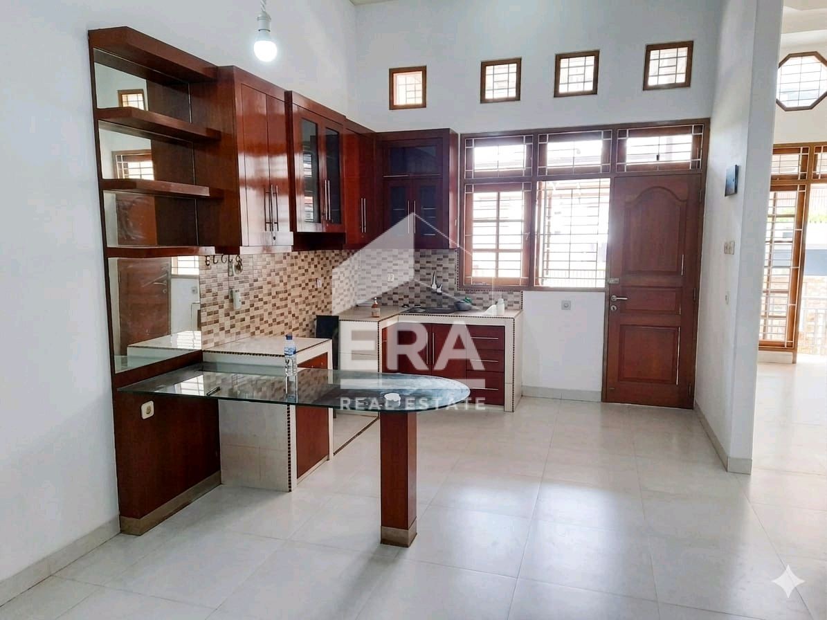 interior 2