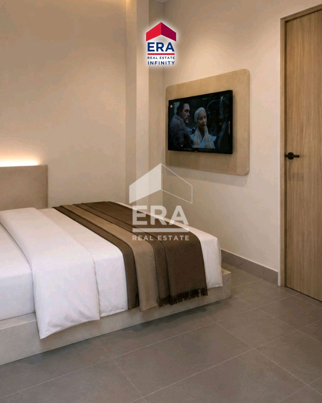interior 8