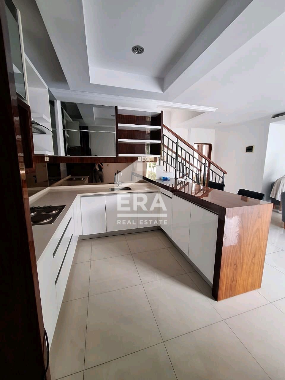 interior 3