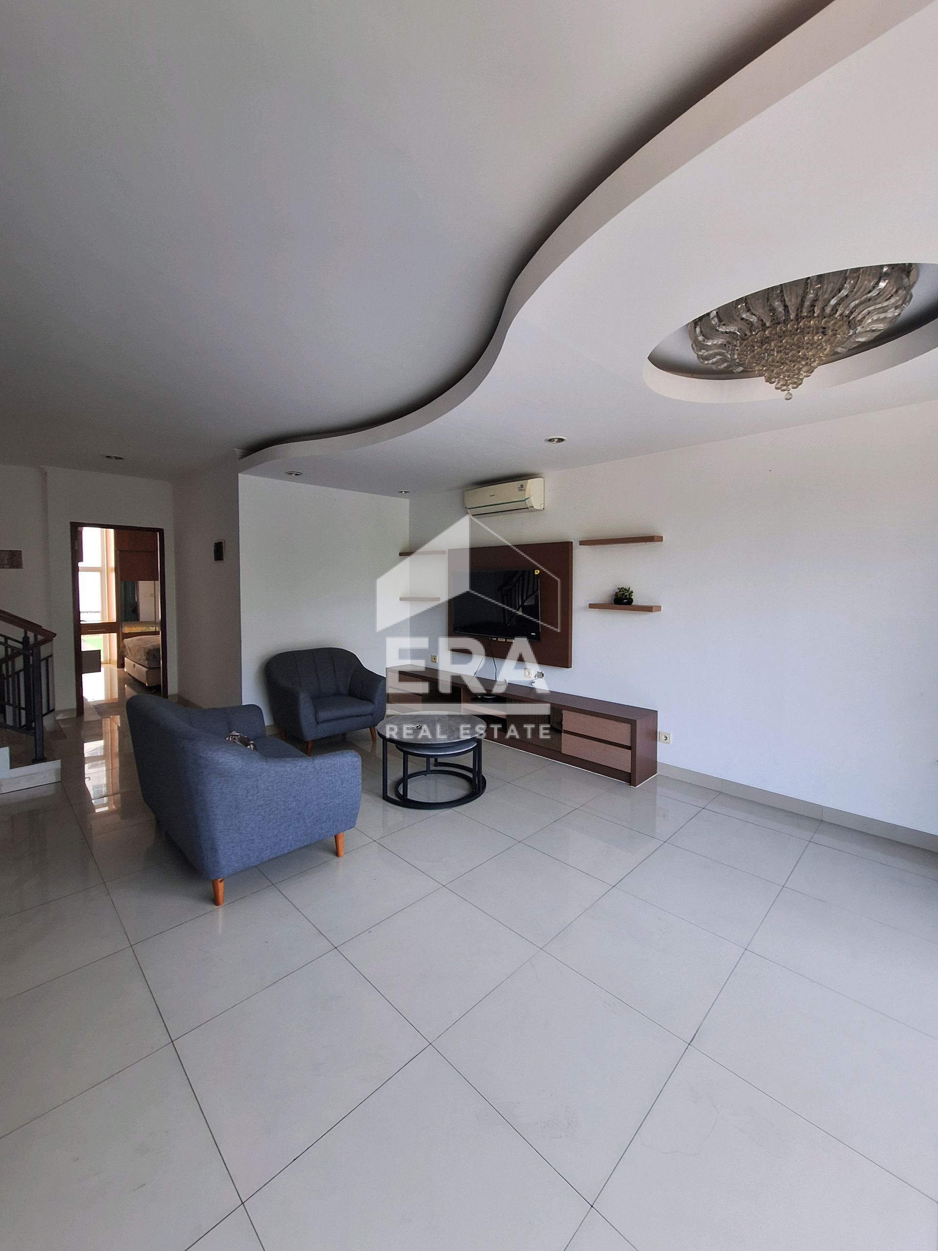 interior 2