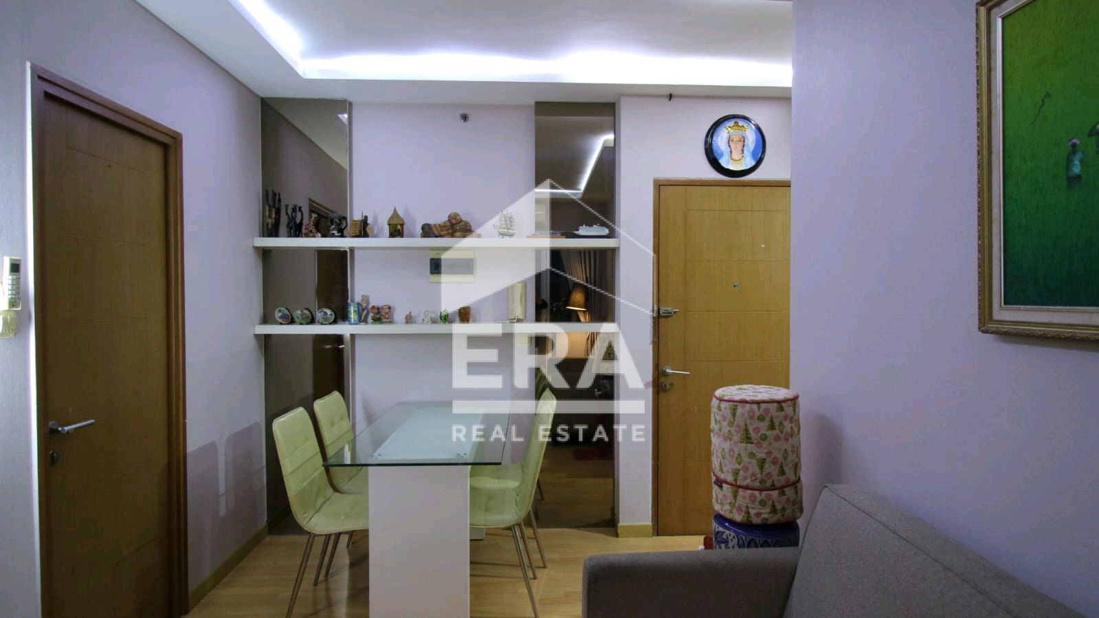 interior 2