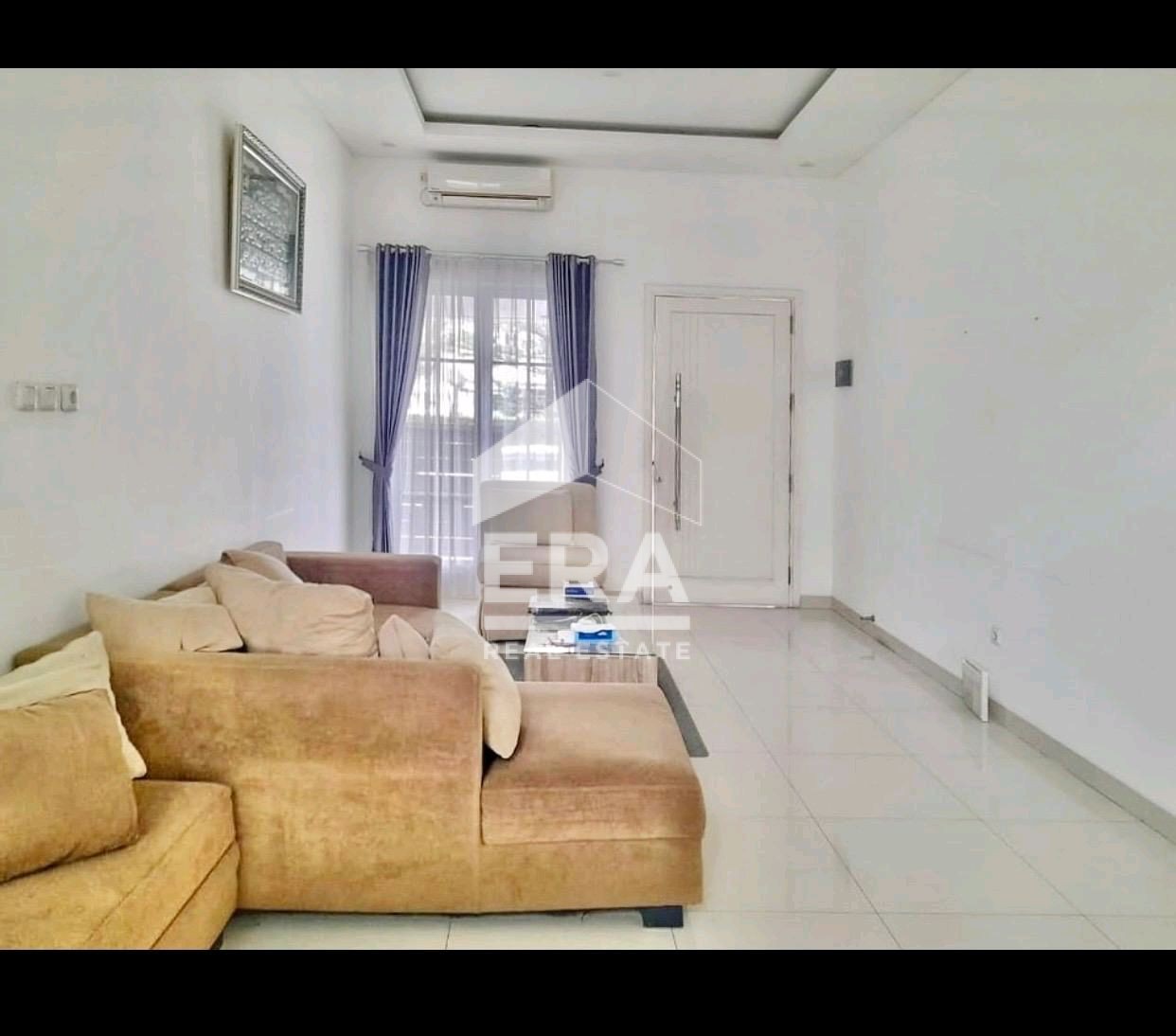 interior 8