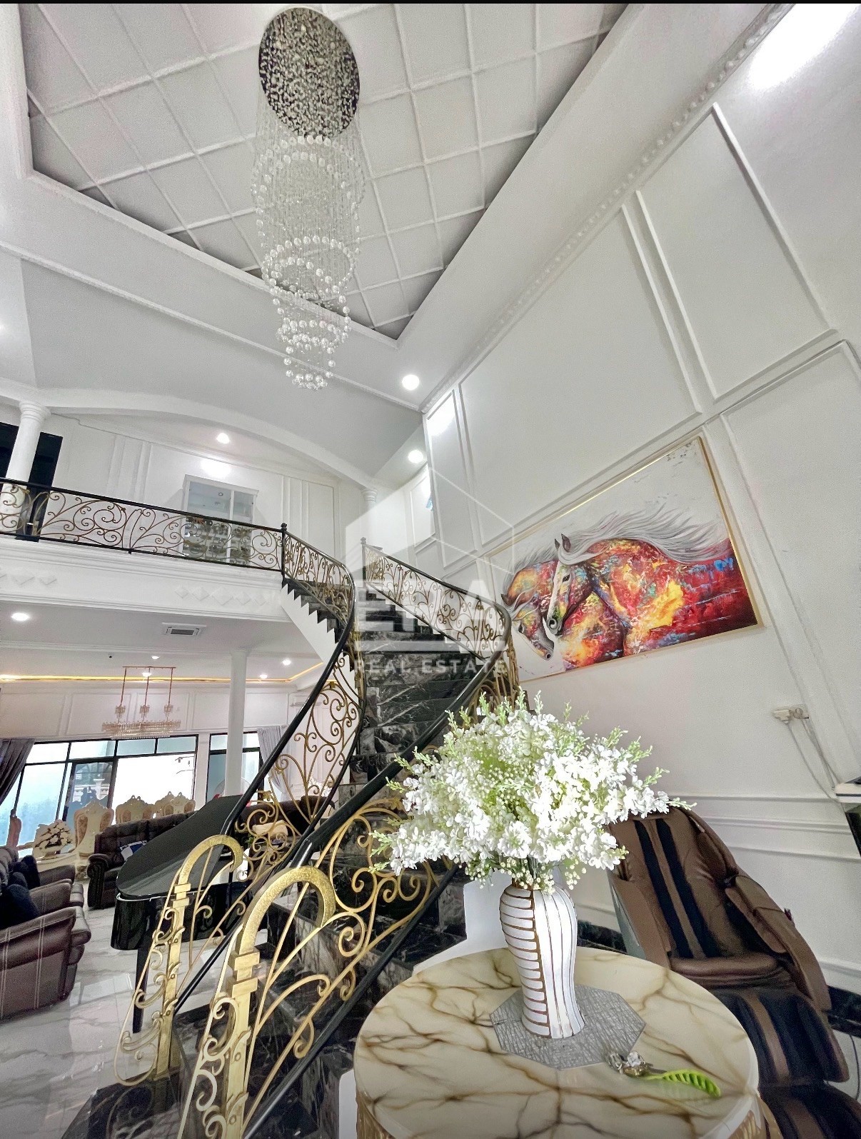 interior 4