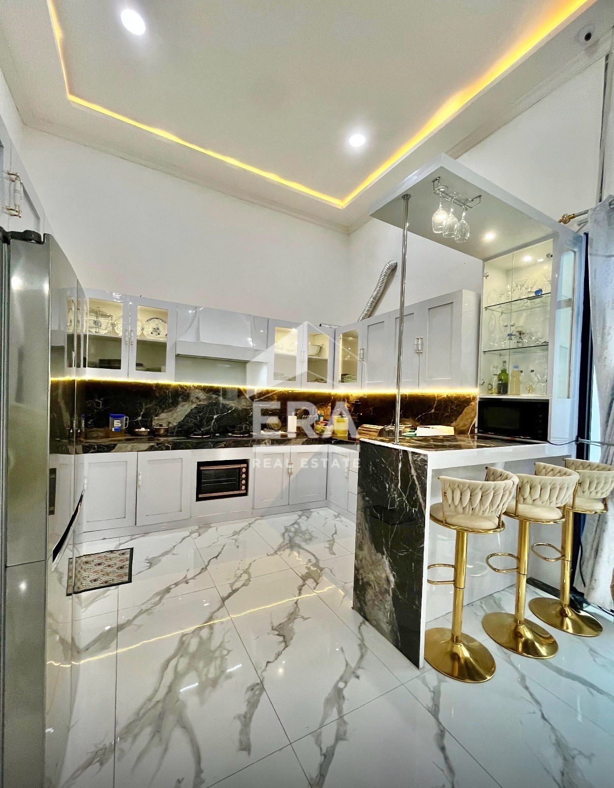 interior 5