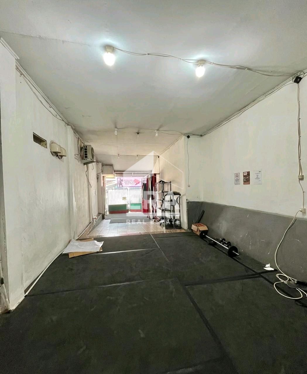 interior 2