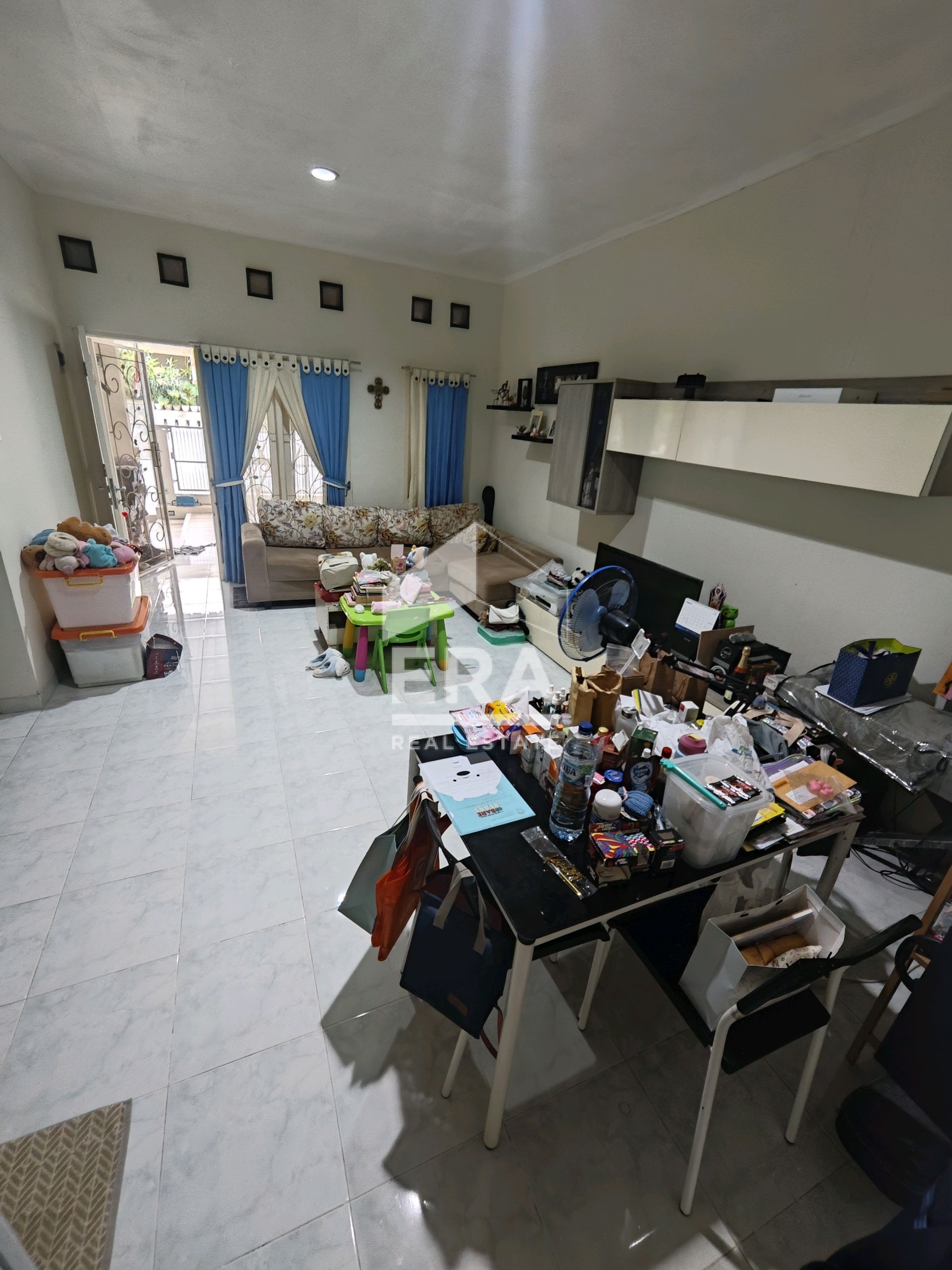 interior 6