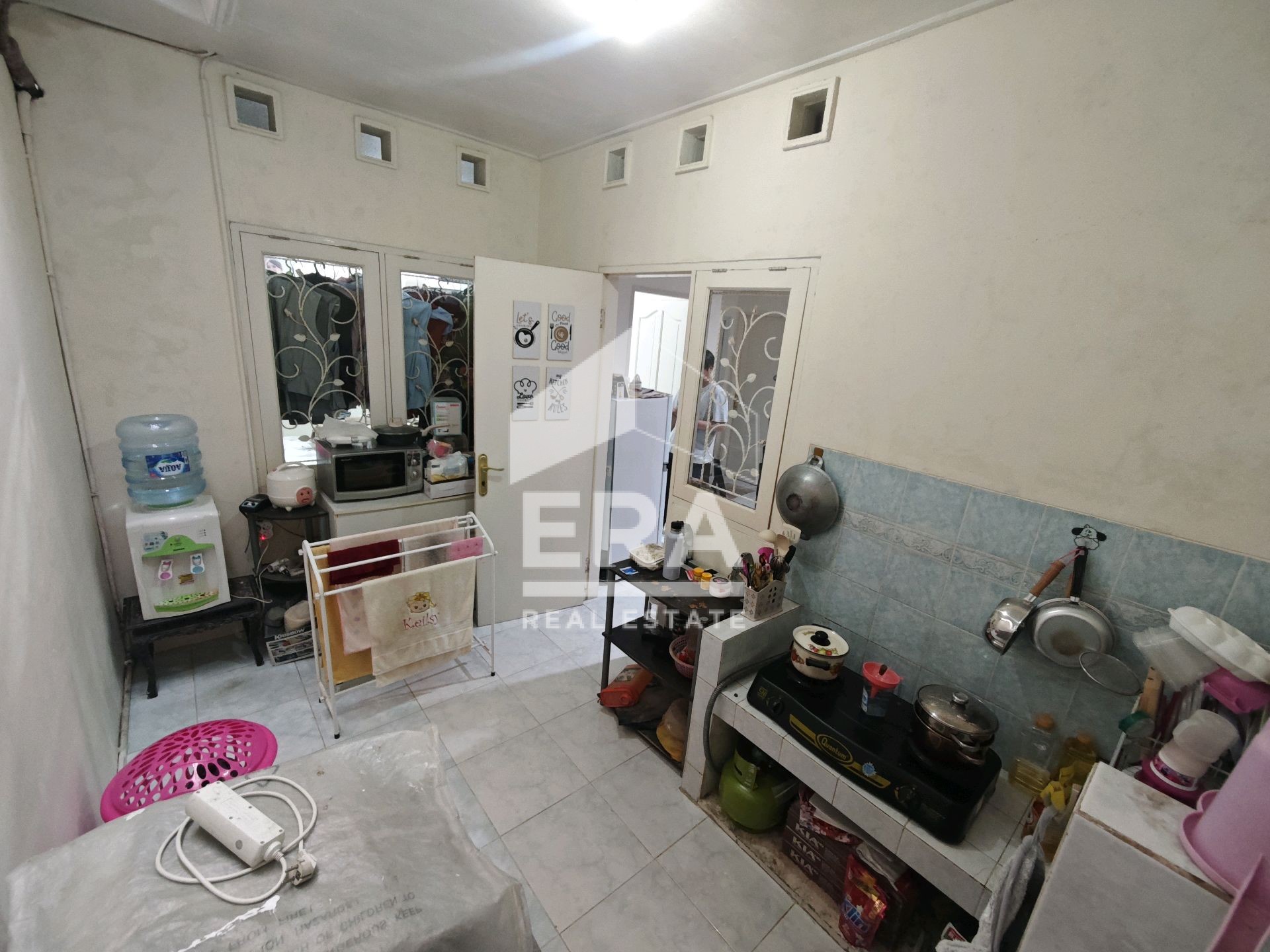 interior 10